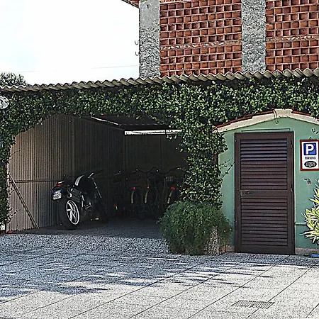 Il Fiore All'occhiello ベッド・アンド・ブレックファスト ルッカ